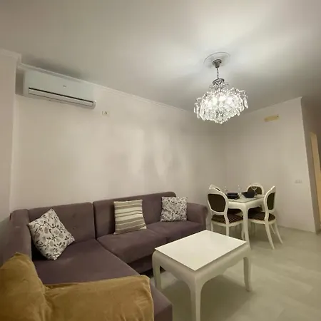 House Apartment *