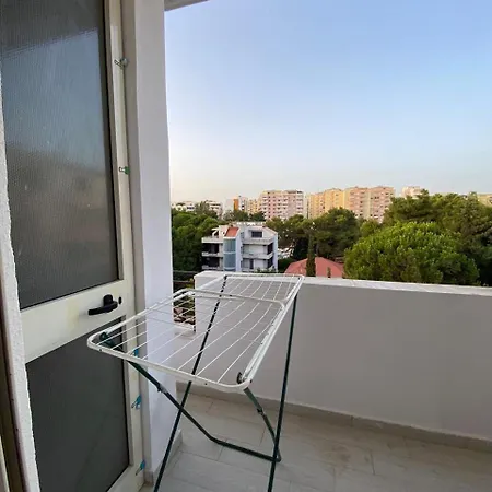 House Apartment *